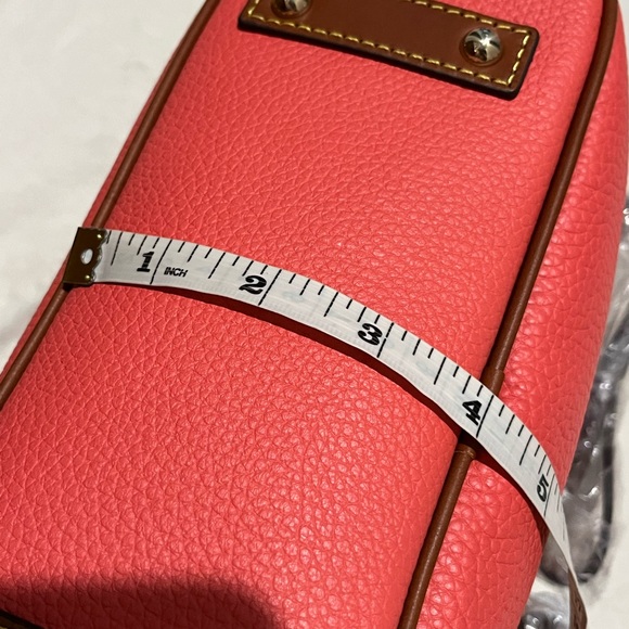 NWT Dooney & Bourke Pebble Grain Backpack- Geranium - Picture 10 of 13